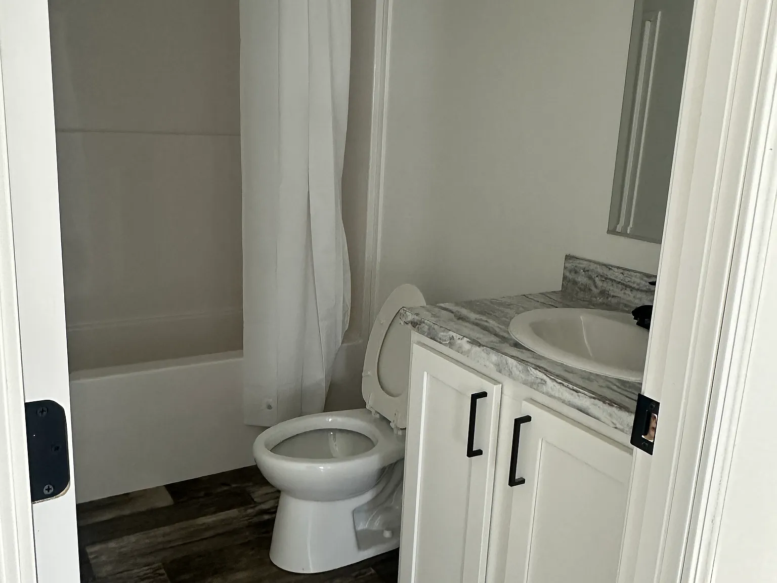 4 bed, 1286 sqft, $1,795 — Photo 1