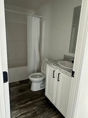 3607 Warren Ct Photo 1