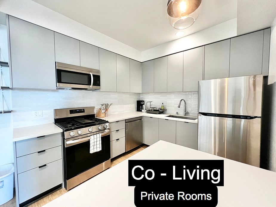 1st image of 428 N Alexandria Ave #101