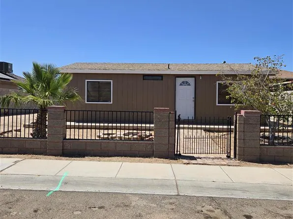 1643 E Washington Ln, San Luis, AZ 85336
