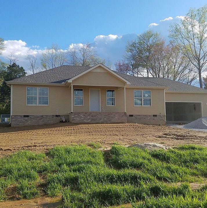 1st image of 131 Stone Hollow Dr