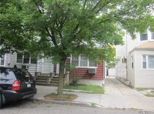 7511 60th Pl, Glendale, NY 11385