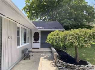 831 Elm Dr, Bluffton, IN 46714