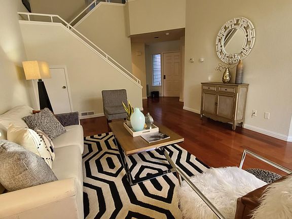 3rd image of 1582 Fairway Green Cir