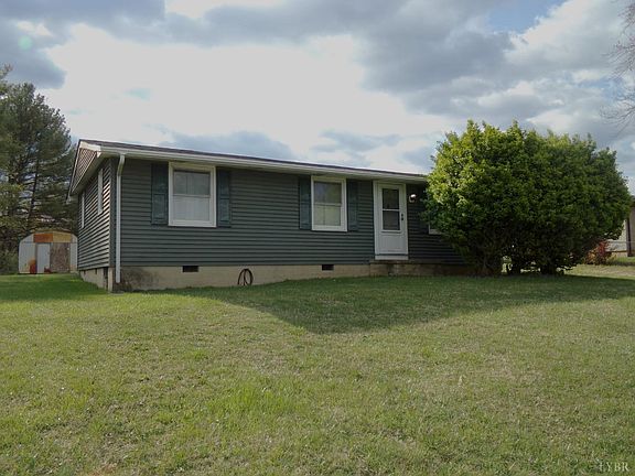 2nd image of 404 Hillside Dr