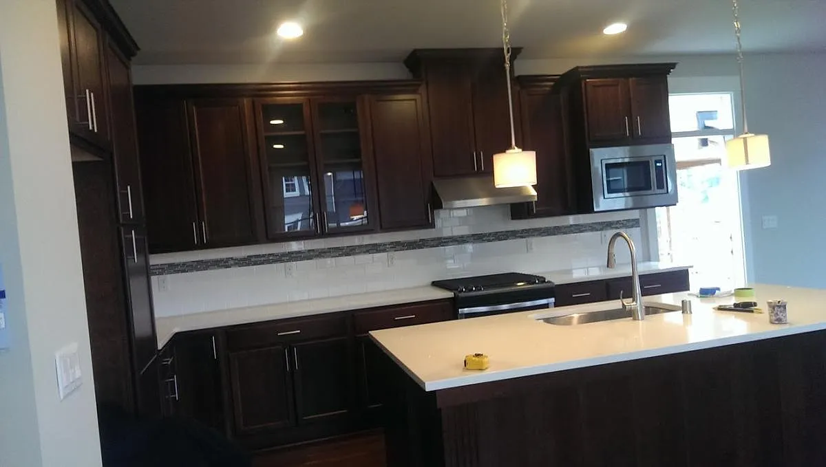 4 bed, 2.5 bath, 2202 sqft, $3,700 — Photo 2