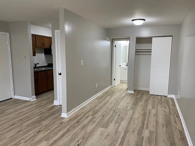 54 College Ave #1-2 — Photo 8