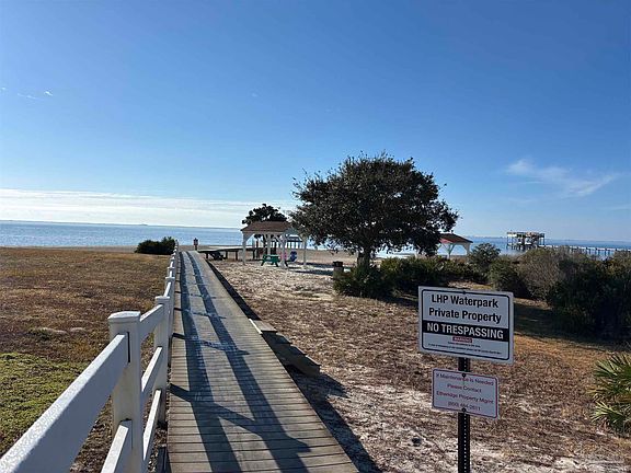3rd image of 1711 Windpointe Cv