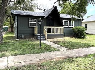 722 N 8th St, Salina, KS 67401