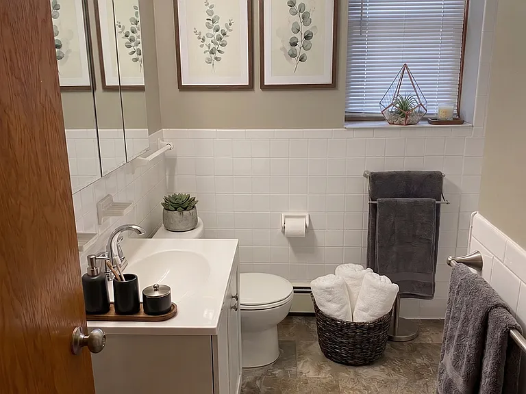 3410 Harriet Ave — Photo 5