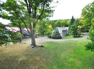 34 Simsbury Rd, West Granby, CT 06090