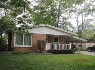 4413 Castle Dr, Midland, MI