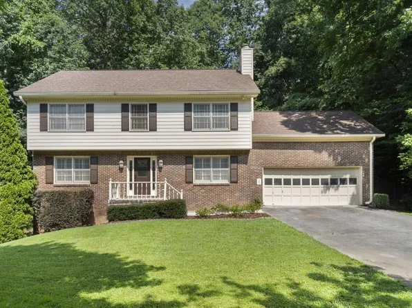 1348 Cambridge Ct NE, Atlanta, GA 30319