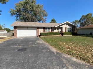7409 E Tara Ln, Rogersville, MO 65742