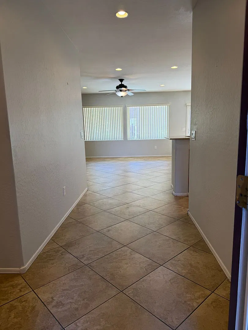 Welcome to this spacious 1,596 sq. ft. single-story home located in Solera — Photo 4