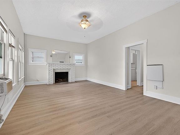 3rd image of 633 7TH AVENUE N