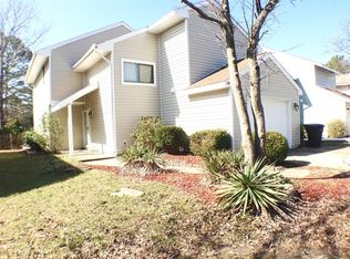5436 Chatham Lake Dr, Virginia Beach, VA 23464