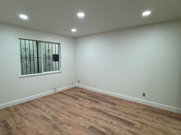 206 Holloway Ave APT 2