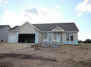 5577 Montadale Dr, Roscoe, IL 61073