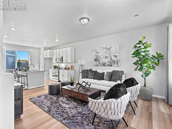 5th image of 5639 Bowerman Ln