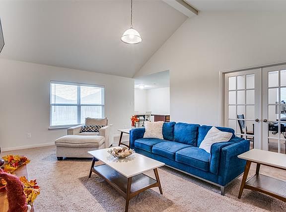 5th image of 1627 Twin Hills Way