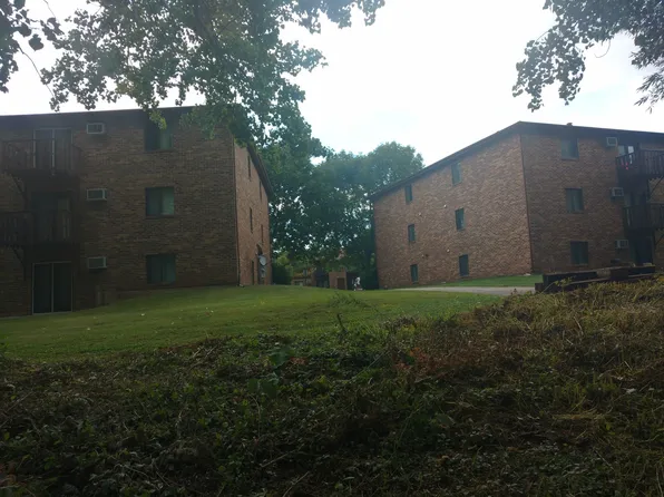 Cedar Creek Apartments-Oshkosh