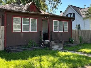 2011 P St, Auburn, NE 68305