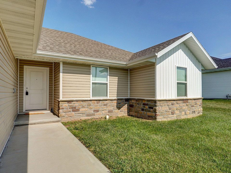 1366 S Olde Savannah Ave-4