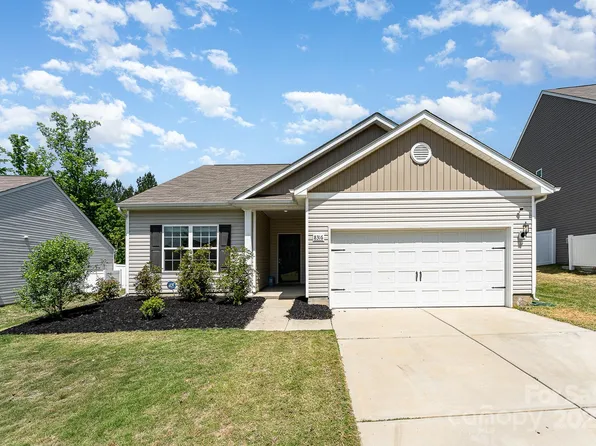 8316 Highgate Dr, Charlotte, NC 28215
