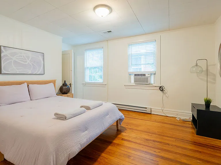 315 Frederick St #B — Photo 12