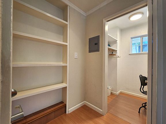 5th image of 662A Forest Ave