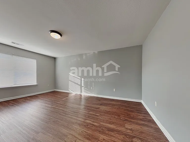 2400 Ancient Oak Ln — Photo 17