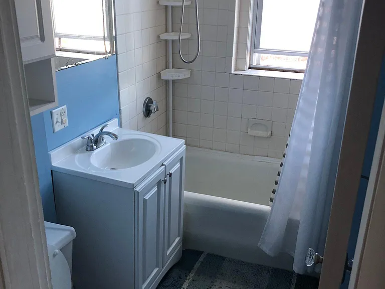 455 Washington St #6 — Photo 7