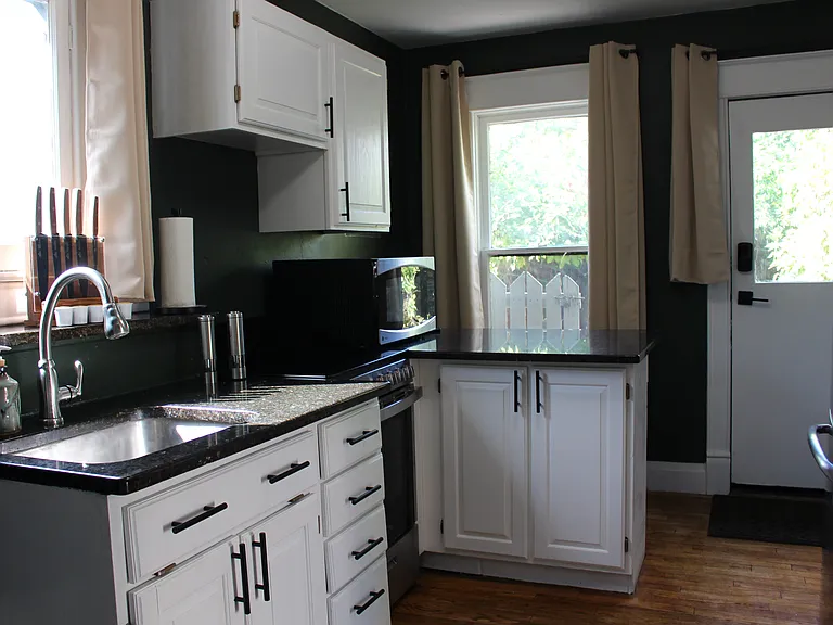 319 E Willamette Ave — Photo 3