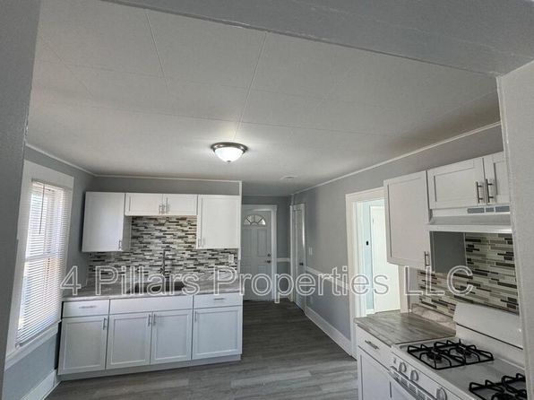 1115 W 150th St FLOOR 2