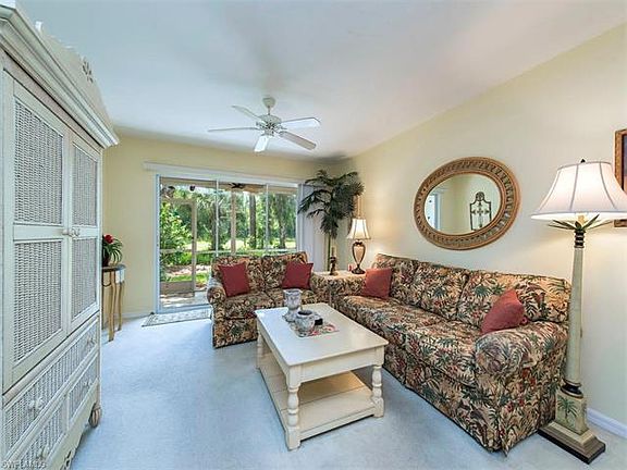 3rd image of 209 Robin Hood Cir Unit 103