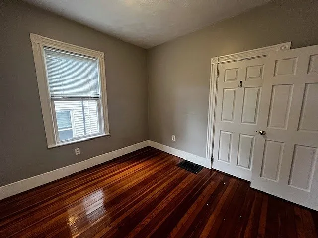 17 Sunset St #1 — Photo 15
