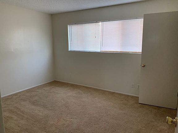 5th image of 37 El Rose Dr APT 4