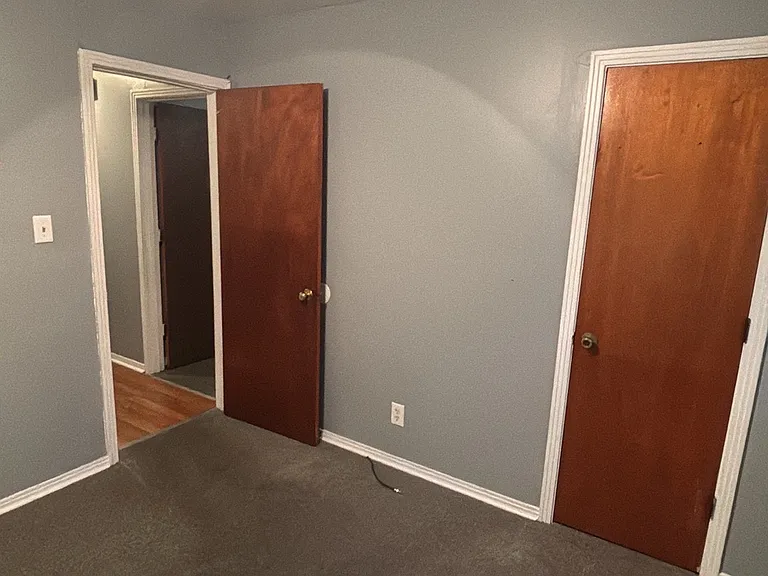 806 Rose Dr — Photo 7