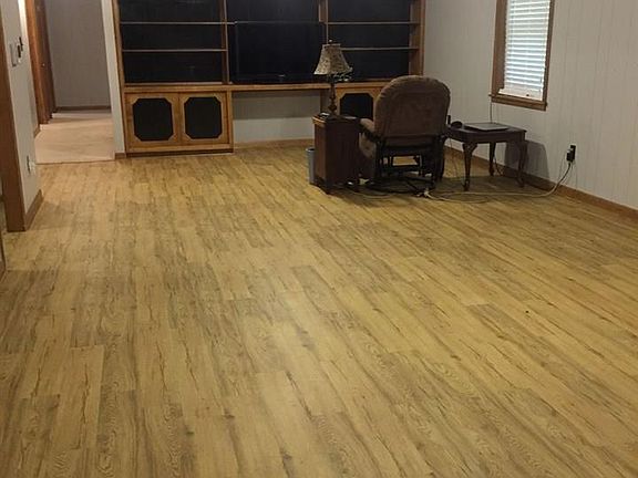 4th image of 6305 Mayfield Dr