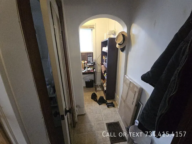 906 Packard St #3 — Photo 29