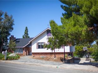 11464 Golden Gate Dr, Yucaipa, CA 92399