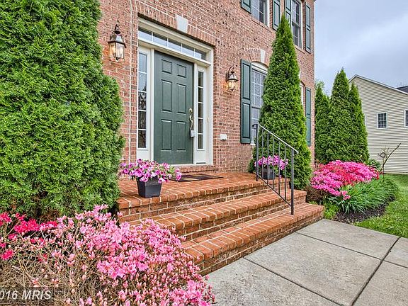 2nd image of 11153 Innsbrook Ct
