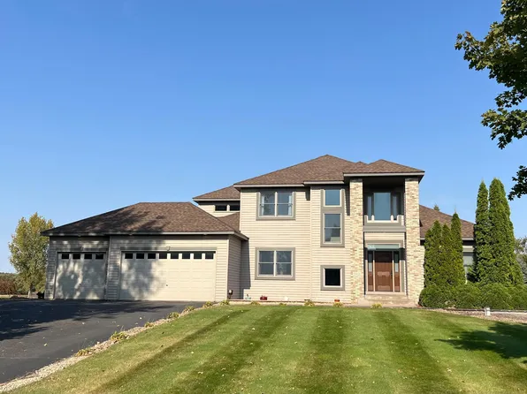 9401 Inverness Ln NW, Ramsey, MN 55303