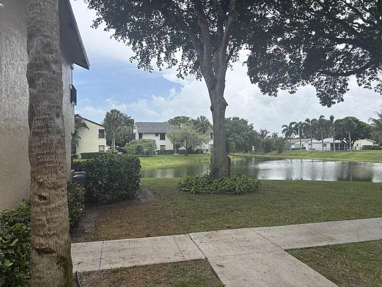 3751 Cocoplum Cir #3564 — Photo 3