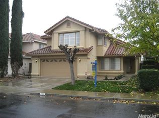 1902 Paradise Valley Ct, Tracy, CA 95376