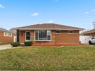8368 Colonial St, Dearborn Heights, MI 48127