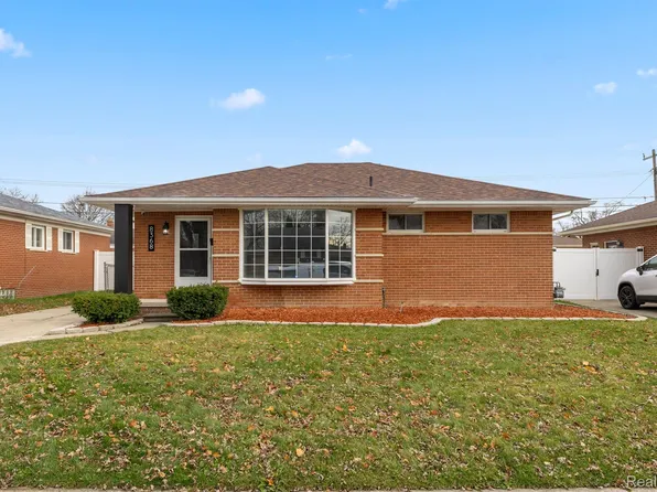 8368 Colonial St, Dearborn Heights, MI 48127