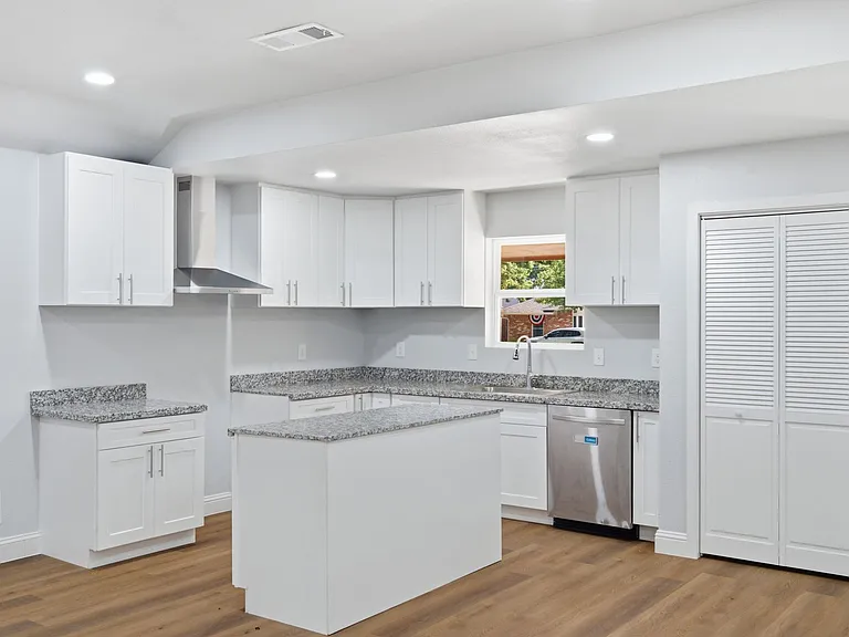 500 Bent Tree Ct — Photo 6