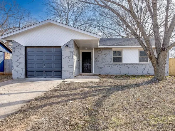 604 Holsey Dr, Noble, OK 73068